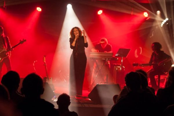 Nolwenn-Korbell-photos-site-1200x600px-page-spectacle